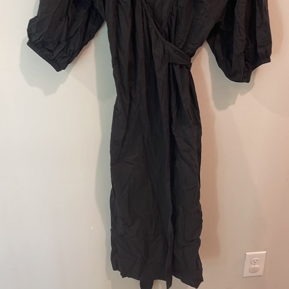 Modern Citizen Black Wrap Dress with Puff Sleeves - Picture 2 of 6